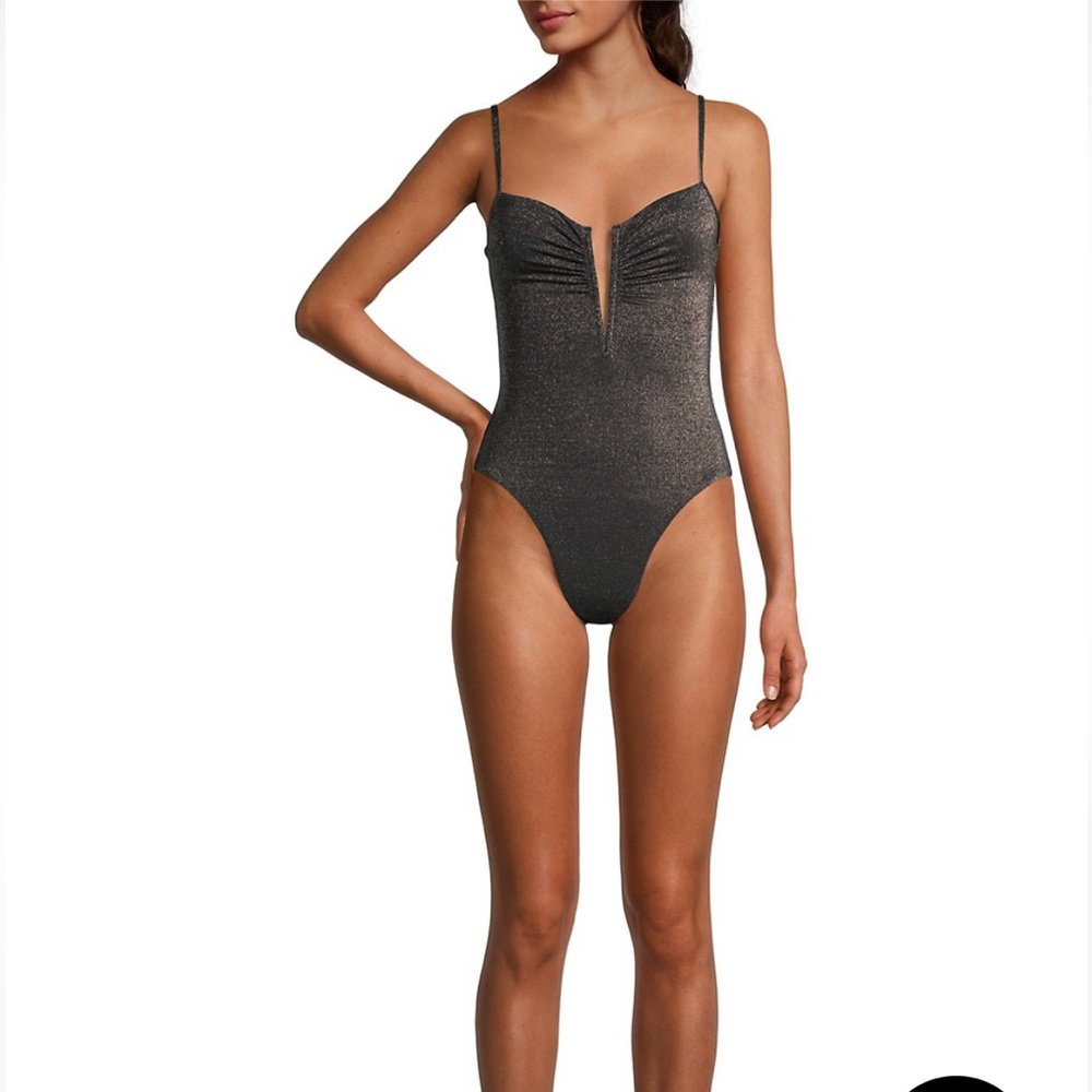 L*SPACE NWT Roxanne One Piece Bitsy I’m black metallic gold deep plunge size MED